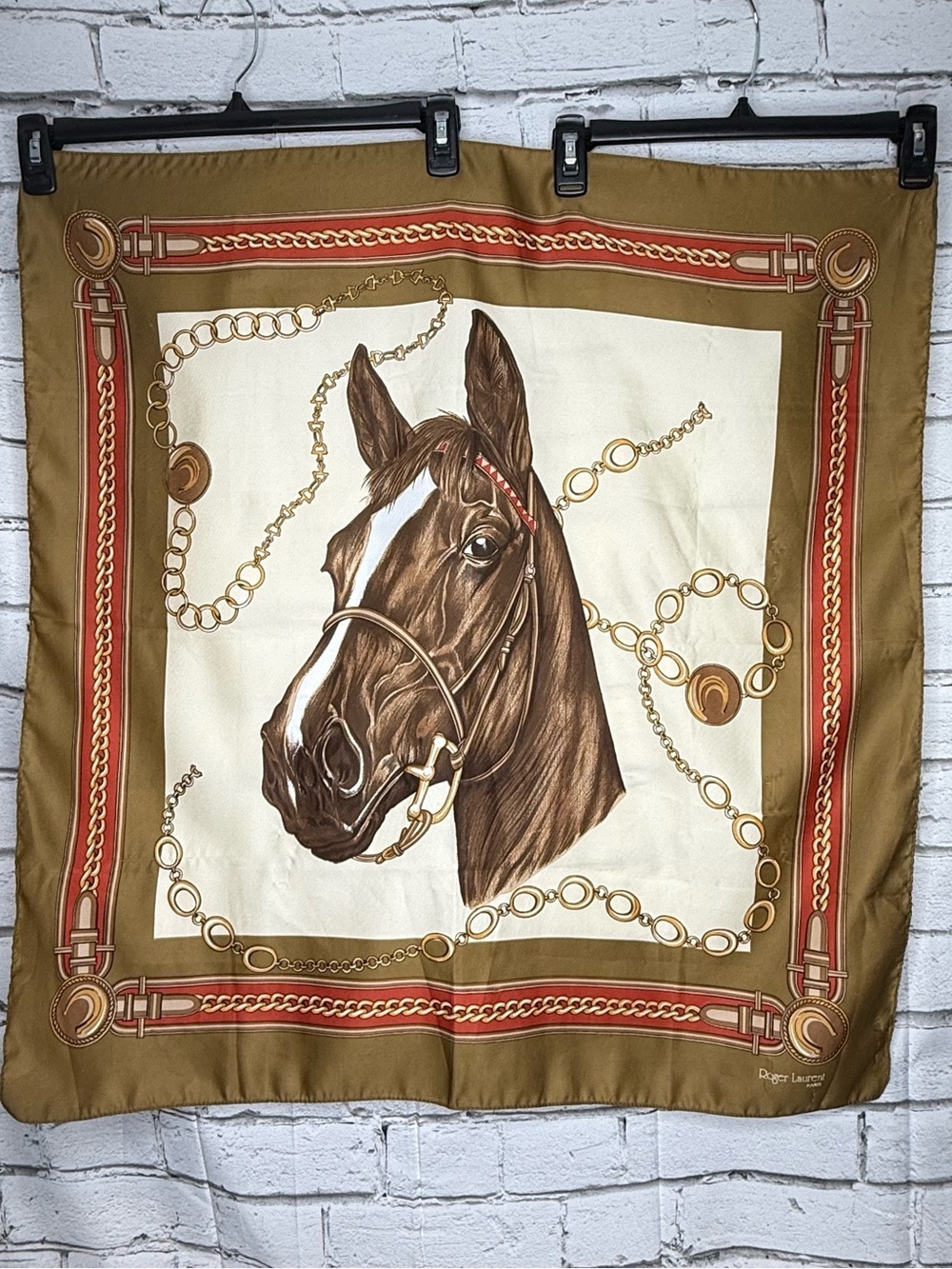 Roger Laurent Paris Equestrian Scarf Olive Red Cream Horse Derby Bridle 29 X 31